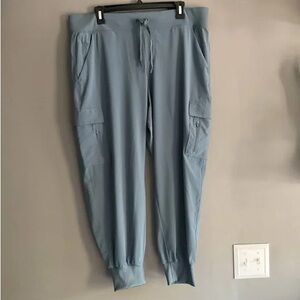 NWOT All in Motion Slate Blue Cargo Jogger Pants S